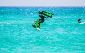 Guide complet pour bien commencer en Wingfoil